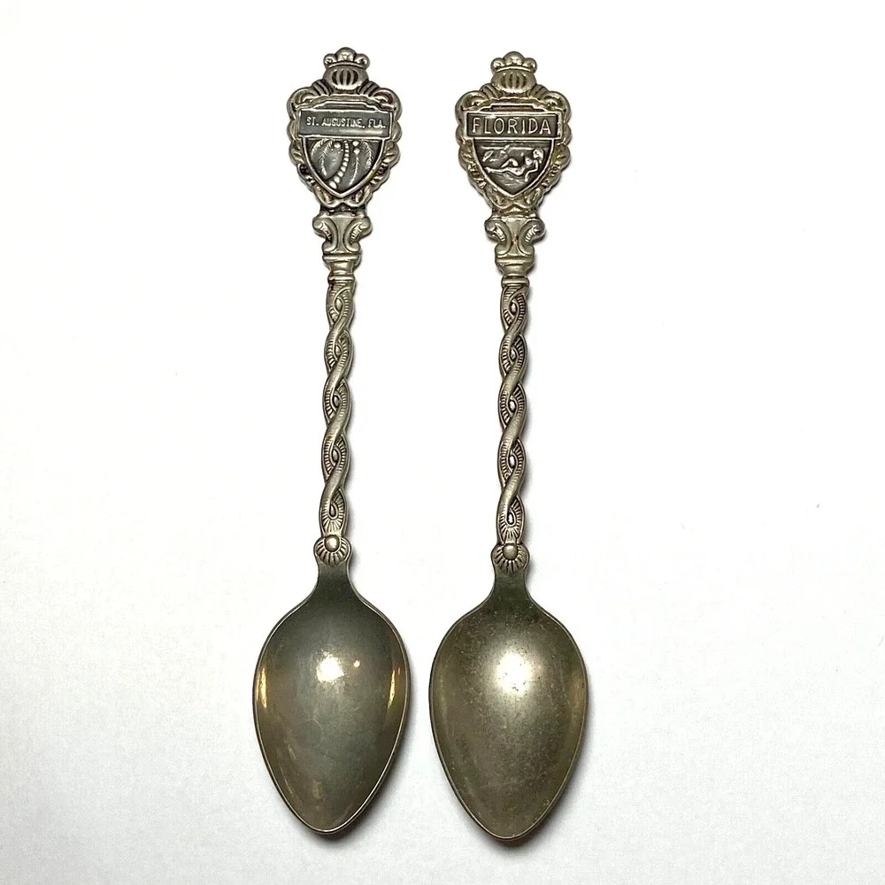 Florida Souvenir ST Augustine, FLA Lady Beach Palm Tree 4 3/4 Travel Spoon Klepa